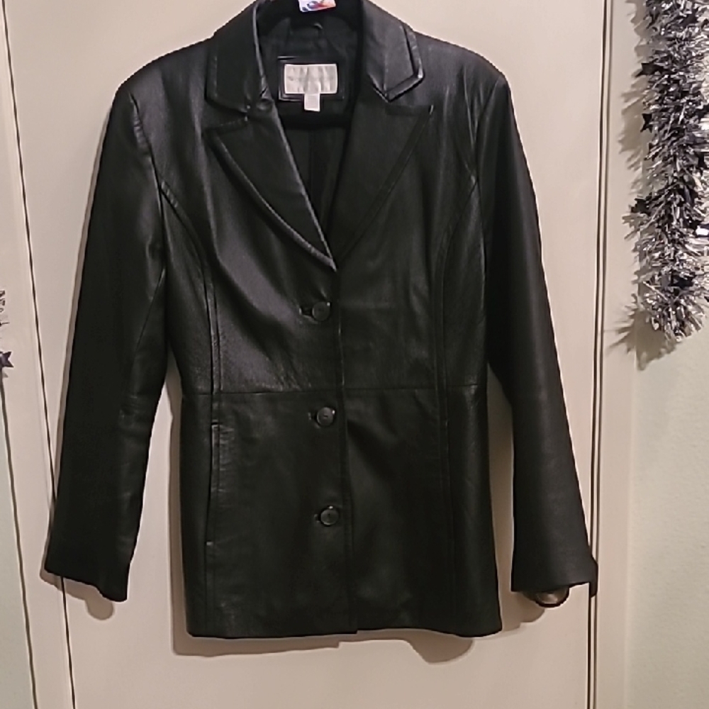 87 Worthington Classic Black Leather Jacket